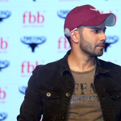 Fotocorp Varun Dhawan Buffalo Clothing celebrates completion of 40 years