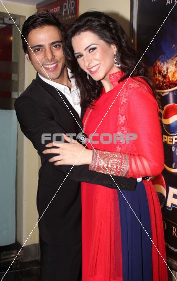 Fotocorp : Akash Chopra, Tahira Kochhar Premiere of film Rabba Main Kya  Karoon