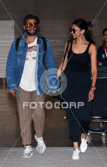 With Ranveer Singh At Airport, Deepika Padukone's Rs 2 Lakh Fendi