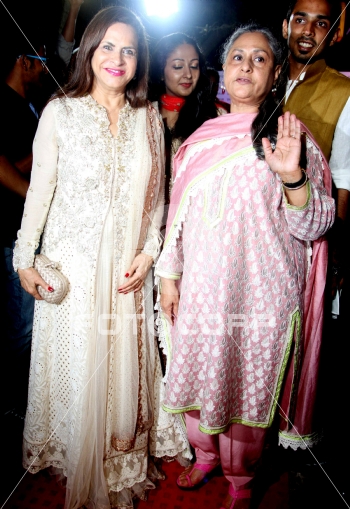 Fotocorp : Ramola Bachchan, Jaya Bachchan Launch of DVAR