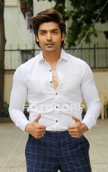 Fotocorp : Gurmeet Choudhary Media Interaction of film Paltan Fotocorp : Gurmeet Choudhary Media Interaction of film Paltan