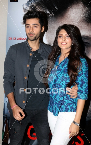 Fotocorp : Utkarsh Sharma, Ishita Chauhan Trailer launch of film Genius Dil Ki Ladaai Dimag Se Fotocorp : Utkarsh Sharma, Ishita Chauhan Trailer launch of film Genius Dil Ki Ladaai Dimag Se