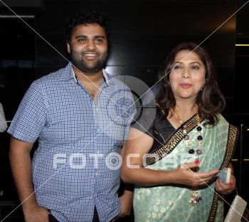 Fotocorp : Aniket Saraf, Nivedita Joshi Premiere of Marathi film Deool Bandh